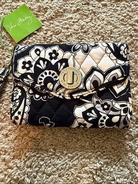 Vera Bradley Black & White Quilted Floral Turn-Lock Wristlet
